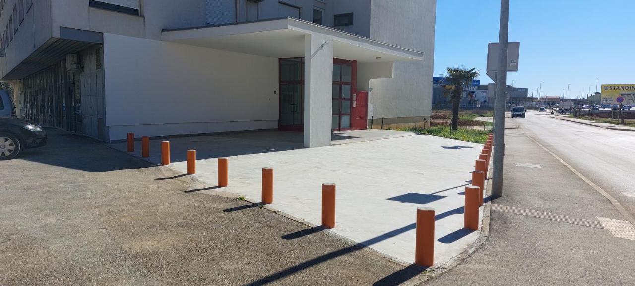 G&E Apartment Pula Exterior photo